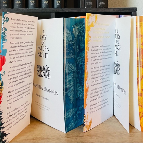 Illumicrate Exclusive Signed The Priory of the Orange Tree by Samantha Shannan - Picture 9 of 13